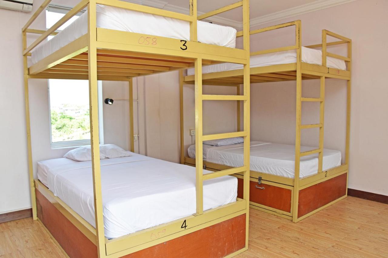 Mad Monkey Hostel Kampot (Adults Only) 外观 照片