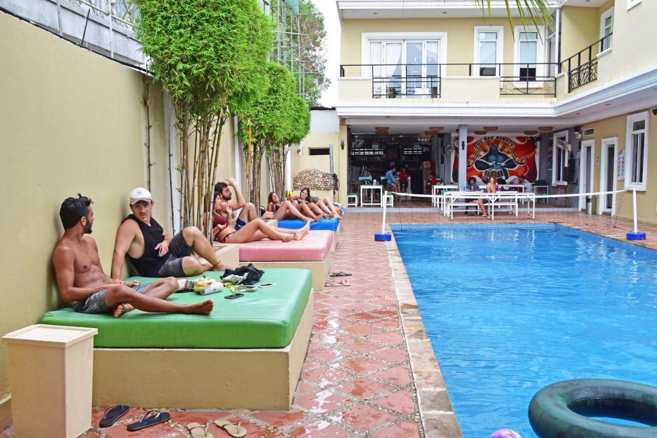 Mad Monkey Hostel Kampot (Adults Only) 外观 照片