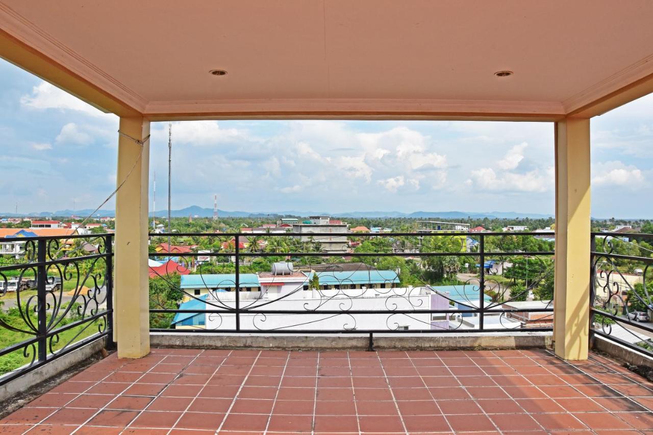 Mad Monkey Hostel Kampot (Adults Only) 外观 照片